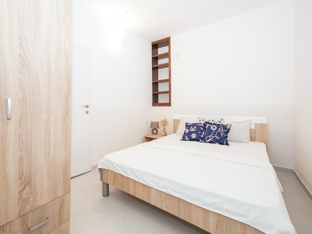 Apartments Elena Тиват Экстерьер фото