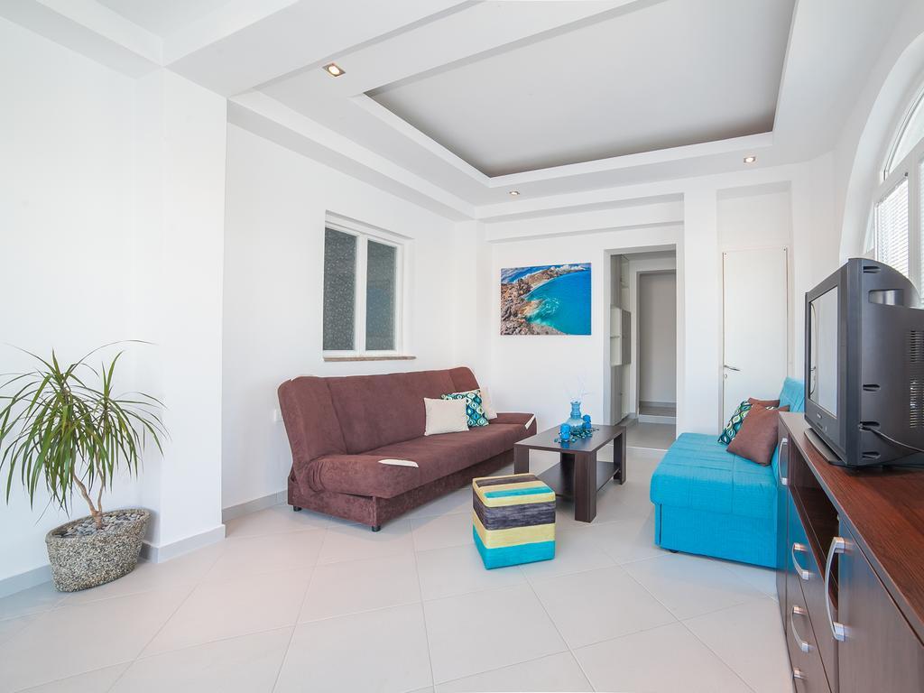 Apartments Elena Тиват Экстерьер фото
